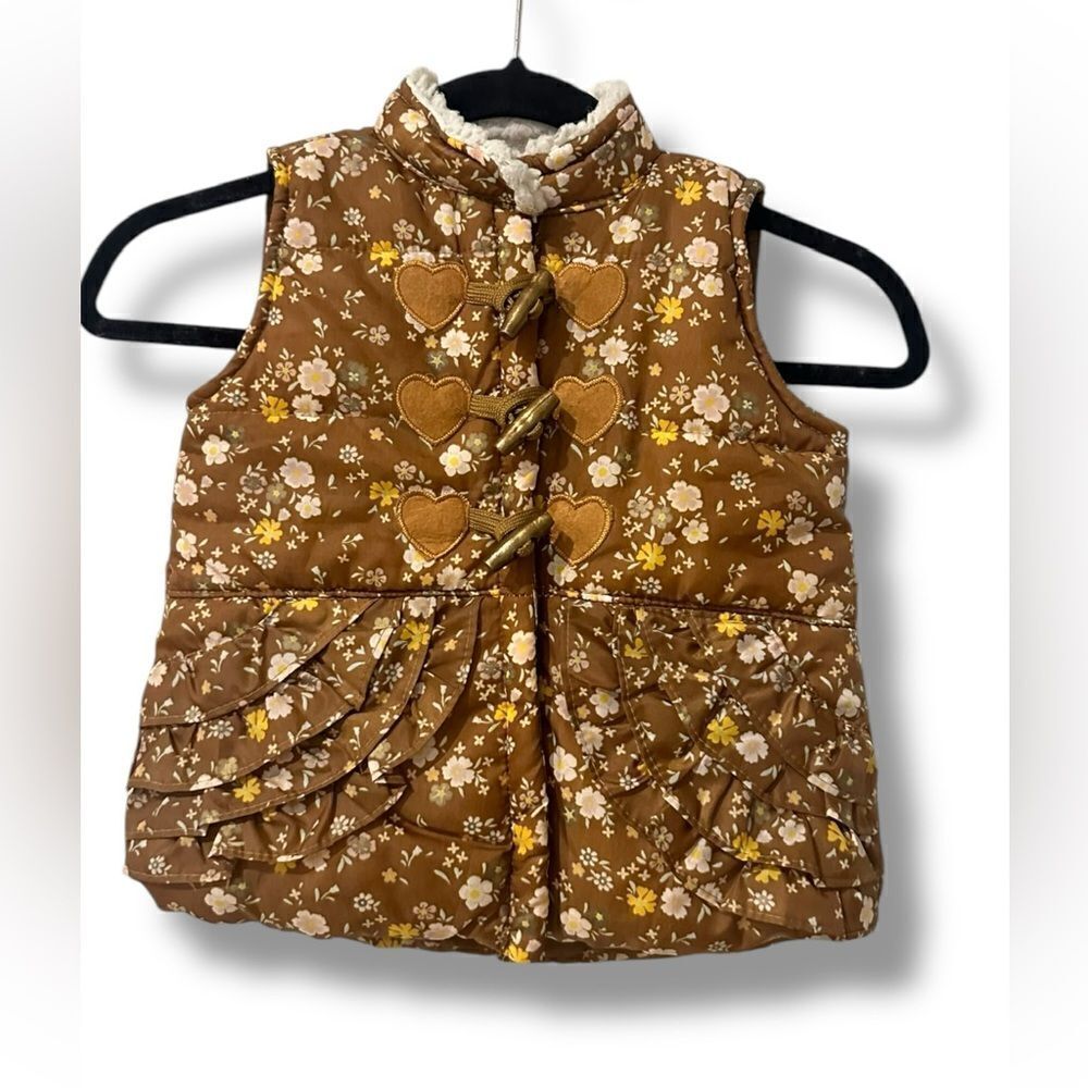 Kids Puffer Vest - Picture 10 of 13